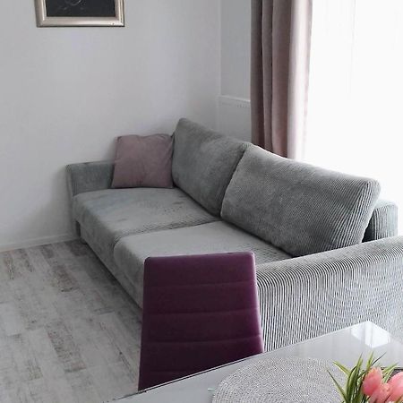 Apartament Na Kruczej Любин Экстерьер фото